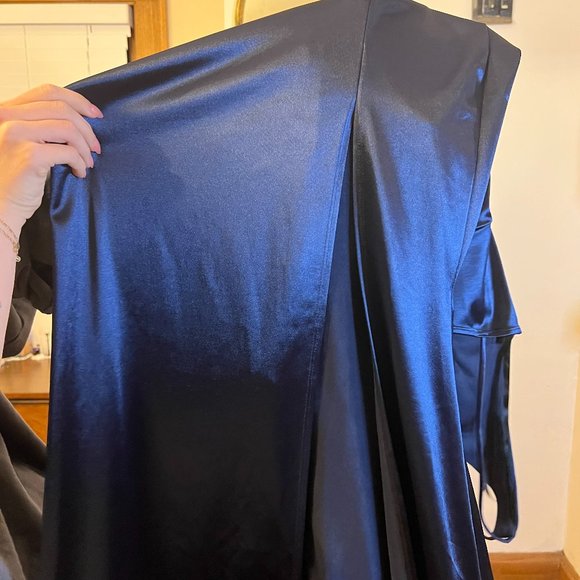 Windsor Floor Length Silk Gown w/ Underwire and Cutouts - Picture 6 of 6